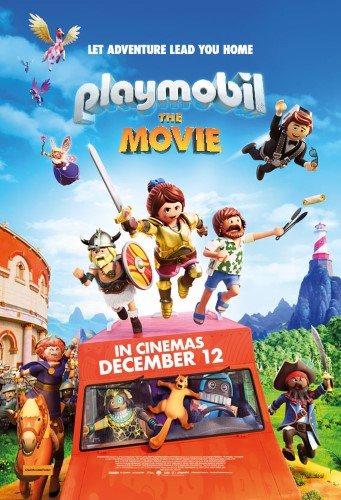 Playmobil - Driving through the streets in the moonlight with a